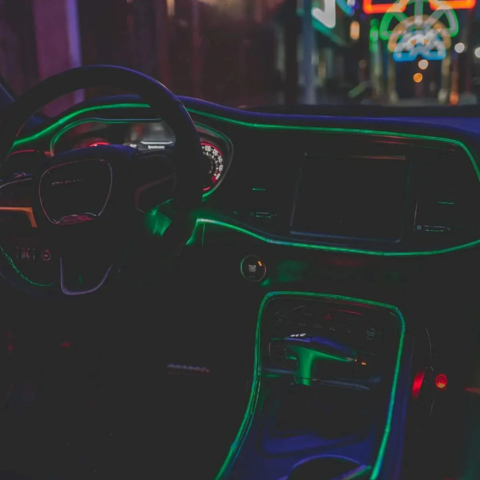Autós fénycsíkok – RGB belső hangulat 